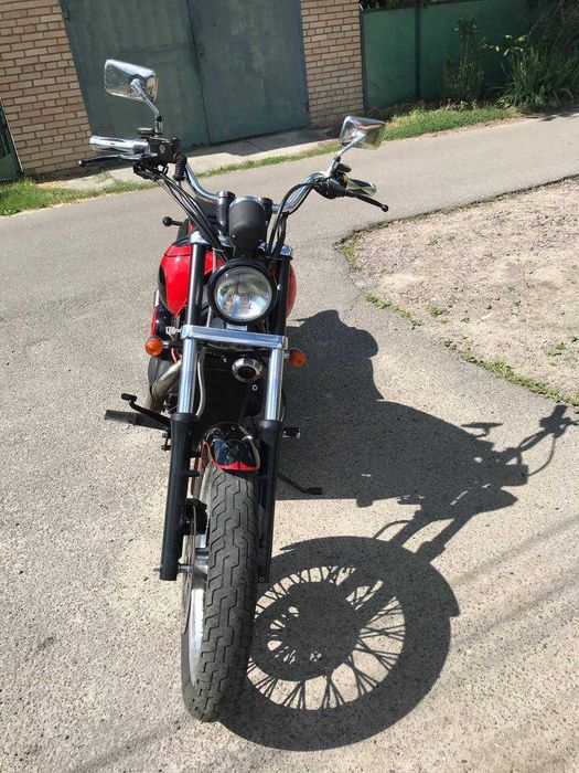 Suzuki desperado vz400