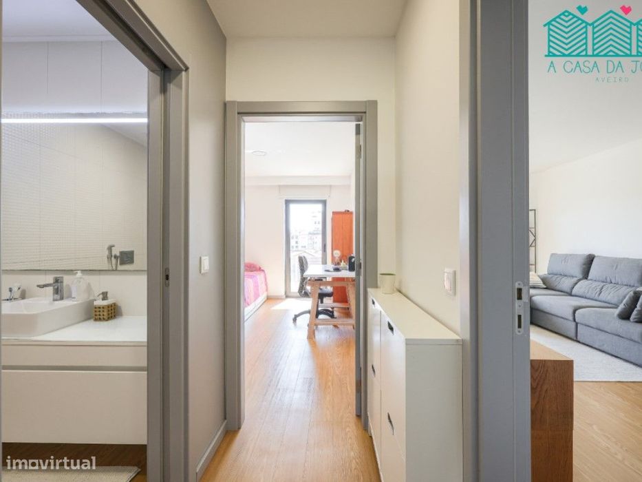 Apartamento T2 com Lugar de Garagem no Bairro do Liceu