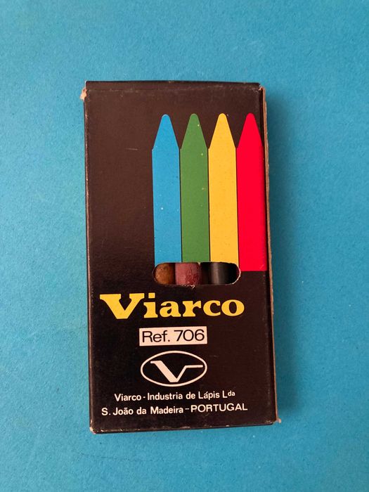 Caixa com 6 Lápis de Cera da marca Viarco Anos 80