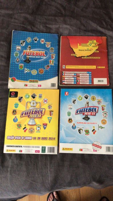 Cadernetas e cromos Panini