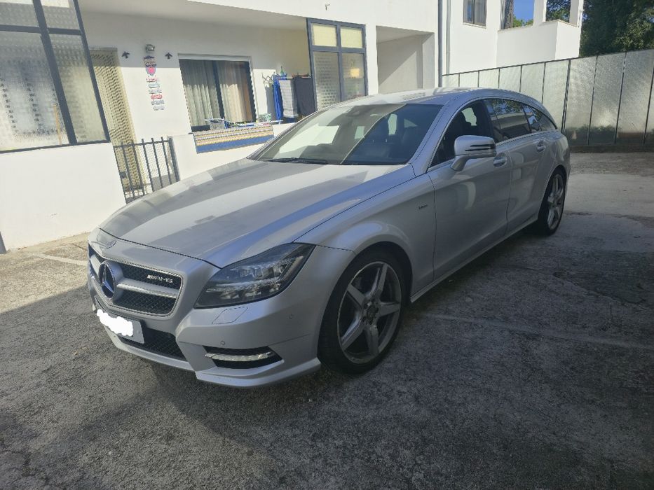 Automovel Ingles Mercedes Shooting Brake C250 CDI AMG