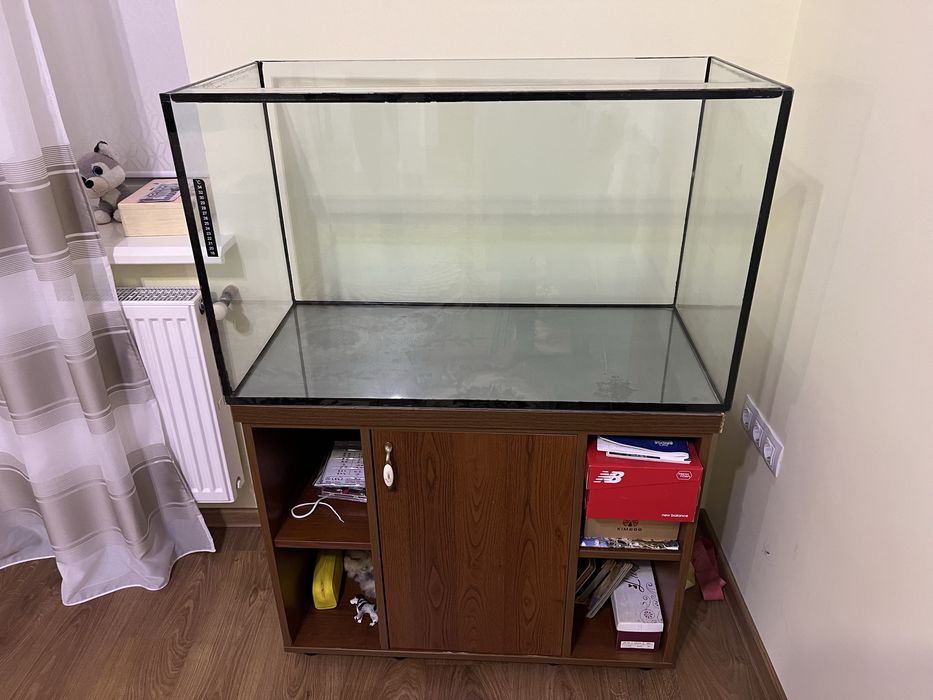 Акваріум на 235літрів