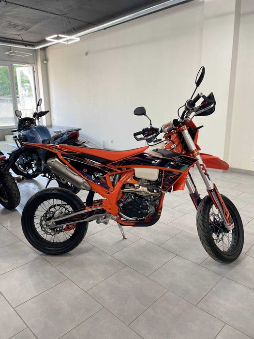 Акція на Мотоцикл STM (STN) V8 Motard в наявності АРТМОТО Хмельницький