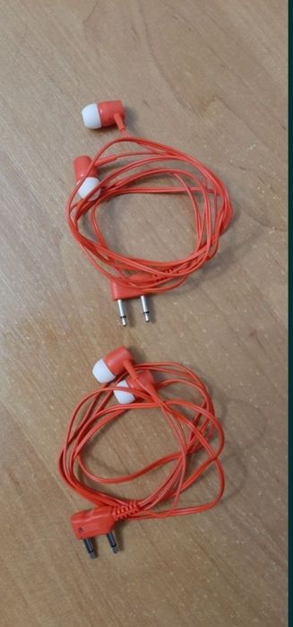 Наушники "Logitech" и др..