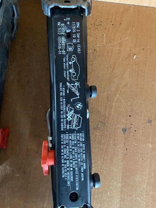 Домкрат BMW e46, e39