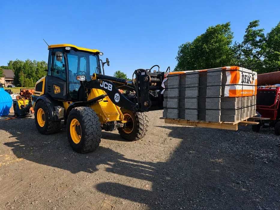Ładowarka JCB409 wynajem maszyna kołowa