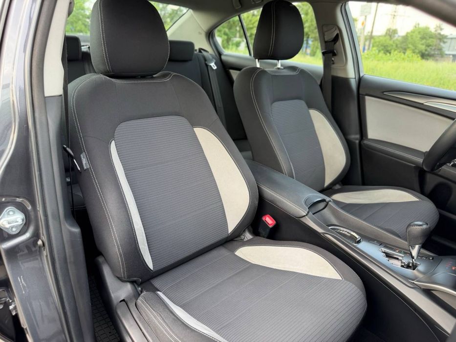 Toyota Avensis 2016