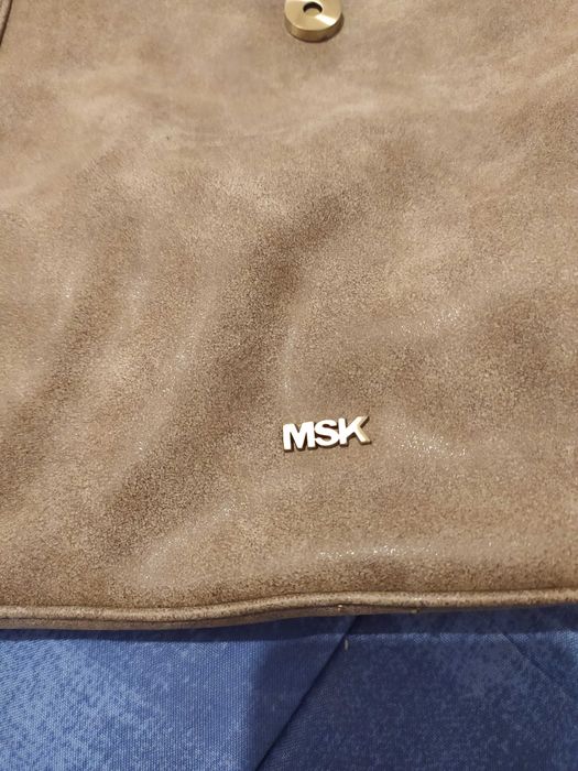 Mala castanha da Misako