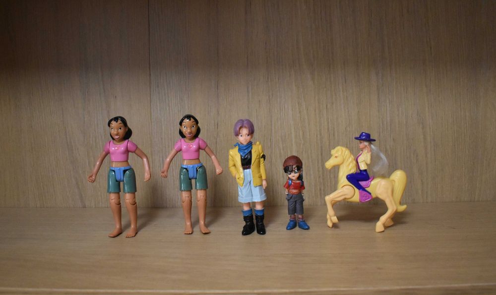 5 Figuras policromáticas - (Lote 6)