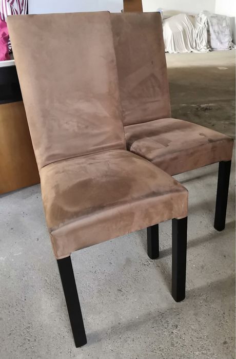 Solid Wood Dining Table and Chairs64551206889857123