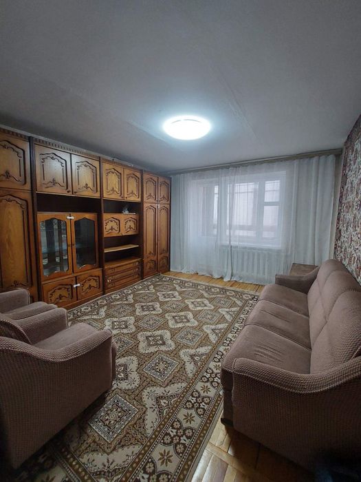 ПРОДАЖ! Двокімнатна квартира Киівський майдан