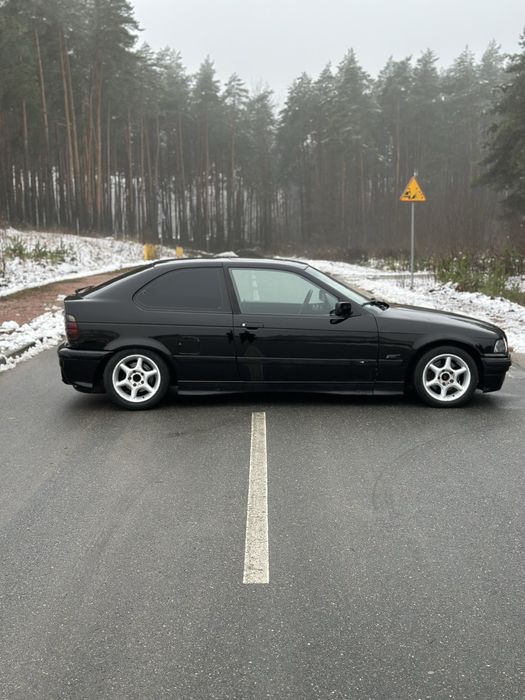 BMW e36 compact 318ti 1.8is