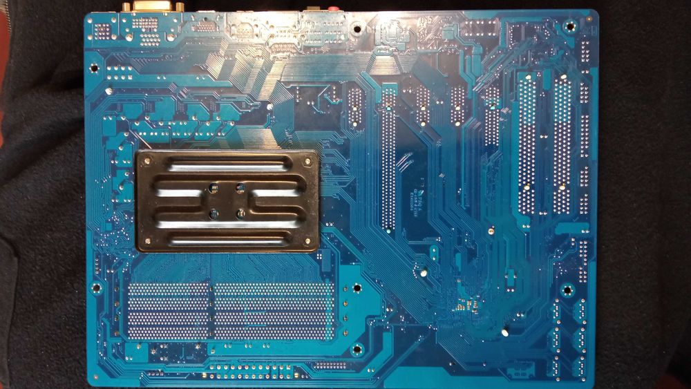 Материнська плата Gigabyte GA-F2A75-D3H (sFM2, AMD A75, PCI-E x16)