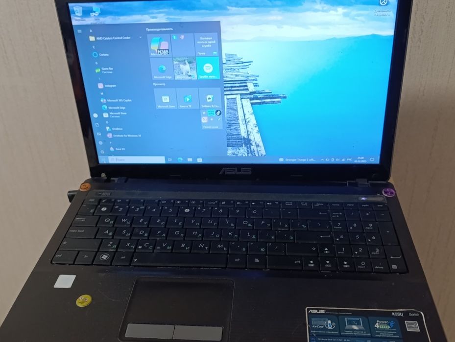 Продам ноутбук  рабочий