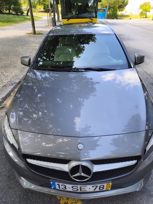 Mercedes-Benz estofes em pele