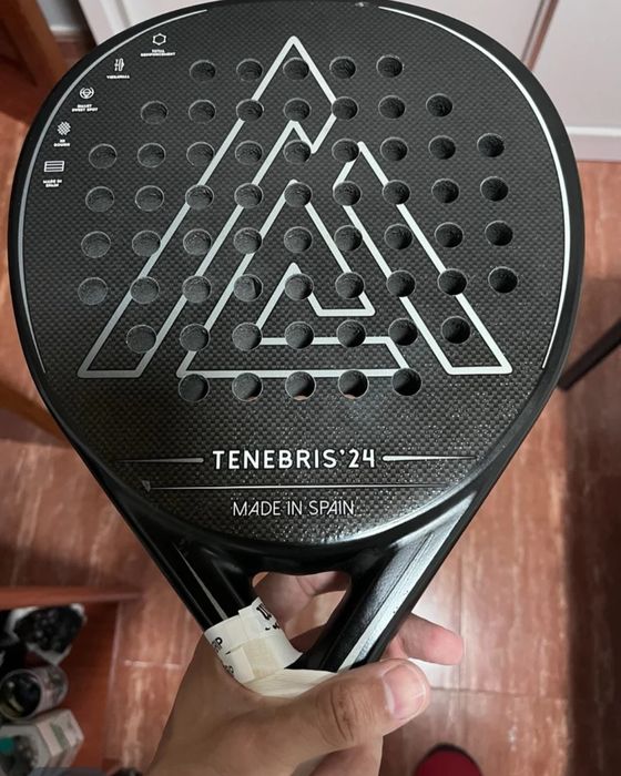 Vendo Raquete de Padel Alkemia Tenebris 2024 em bom estado