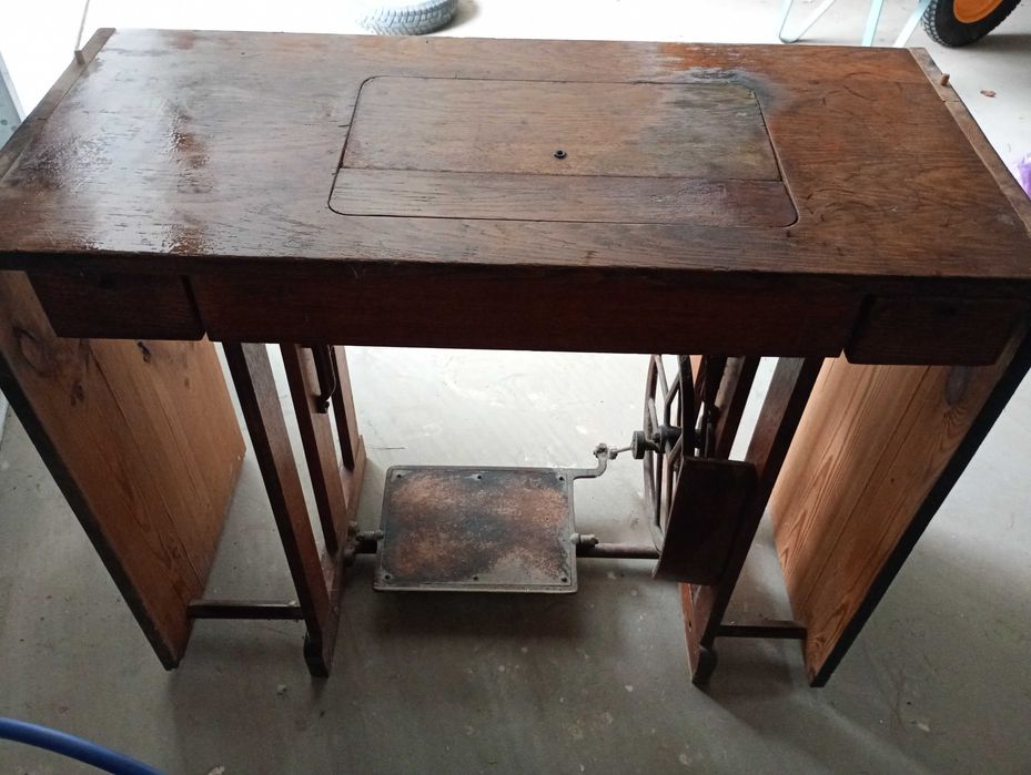 Maszyna do szycia Łucznik 82