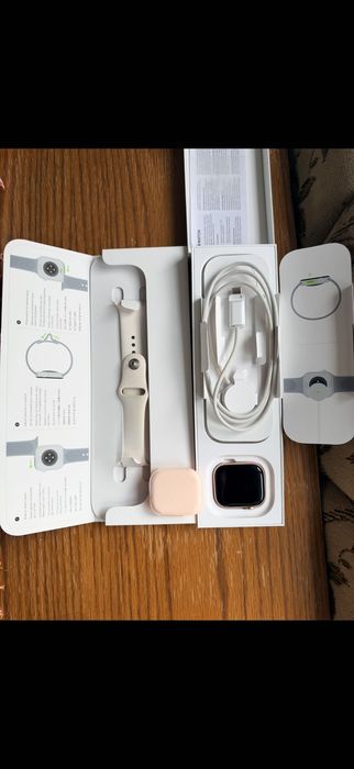Apple Watch Series 10 (42 мм)  Rose Gold
