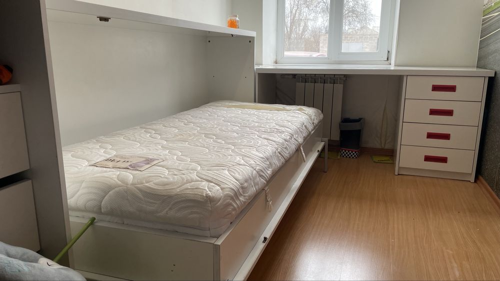 Продам ліжко односпальне біле розкладне