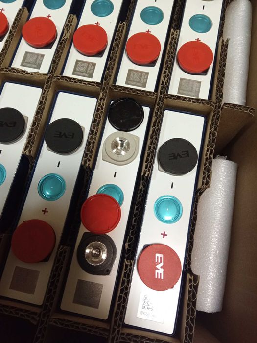 В наявності Eve LF50K 50Ah, Lifepo4, Grade A, 160Wh є наложка ФОП Київ