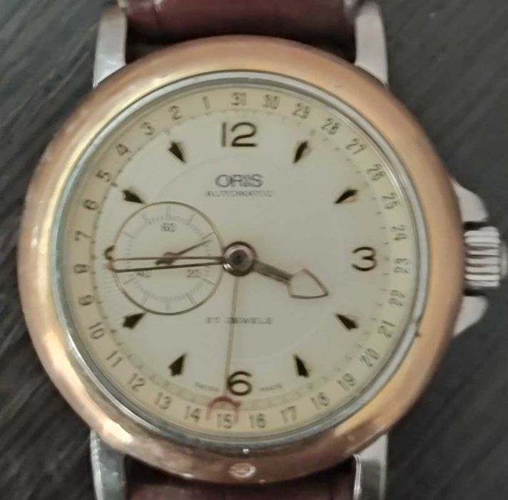 Годинник золотий