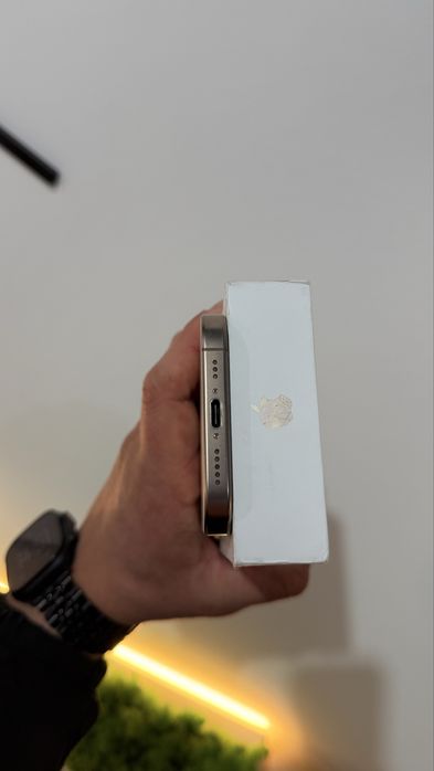 Iphone 16 Pro 128 Gb Desert ідеал акб 99%