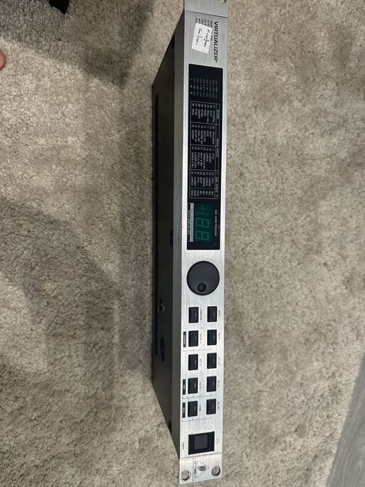 Behringer Virtualizer DSP1000