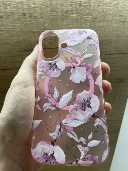 Чехлы на Iphone 17