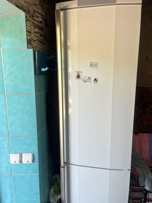 Холодильник Husgvarna Electrolux