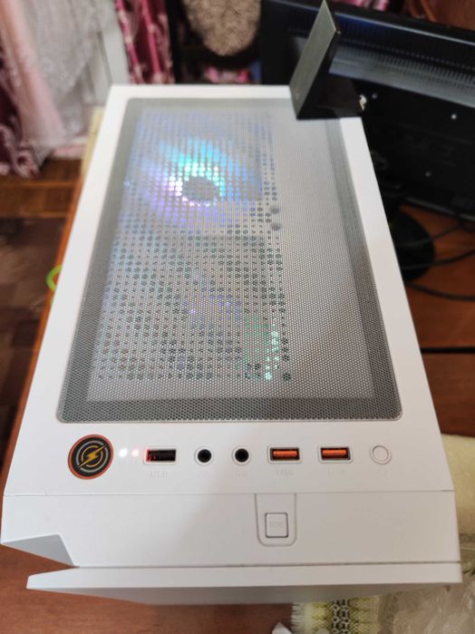 Ігровий комп'ютер. AMD Ryzen 5 5600G/ DDR4 16GB/ Radeon RX 6500 XT