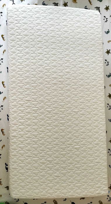 Vendo Colchão de cama de bebé da marca Aerosleep