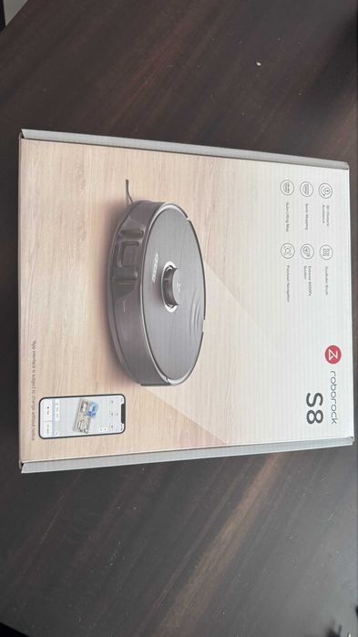 Roborock S8 preto com mopa e extras