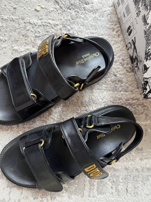 Босоніжки 38 розмір