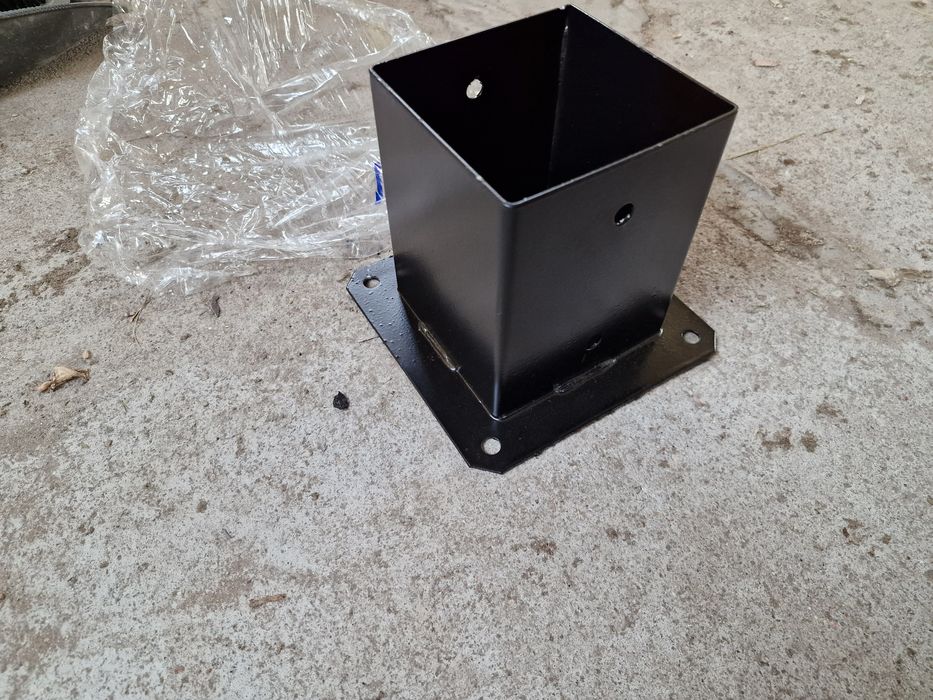 8x PODSTAWA SŁUPA PRZYKRĘCANA, wspornik kotwa 120x120mm czarna - ocynk