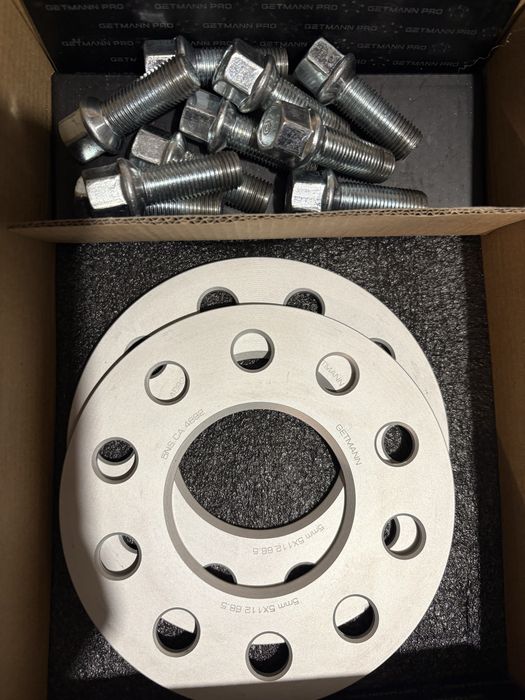 Sprzedam dystanse 5mm 5x112  do mercedesa , audi