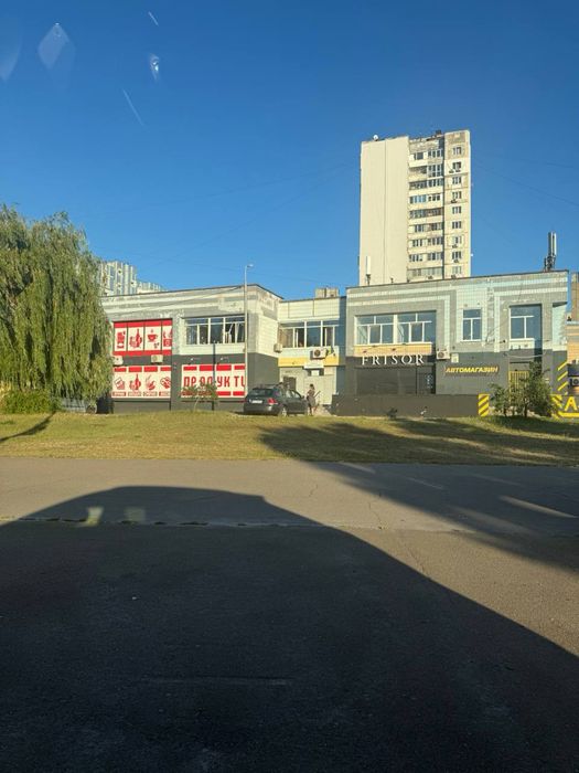 Склад 120 кв.м Троещина Бальзака 12 Рампа