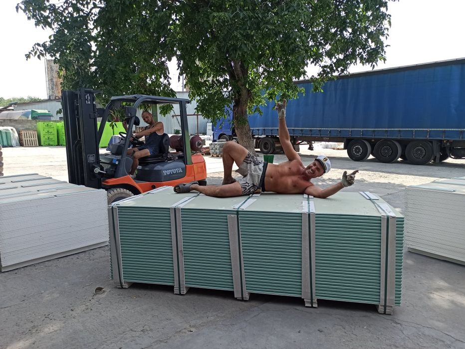 Гипсокартон Кнауф, профиля CD UD, штукатурка Knauf