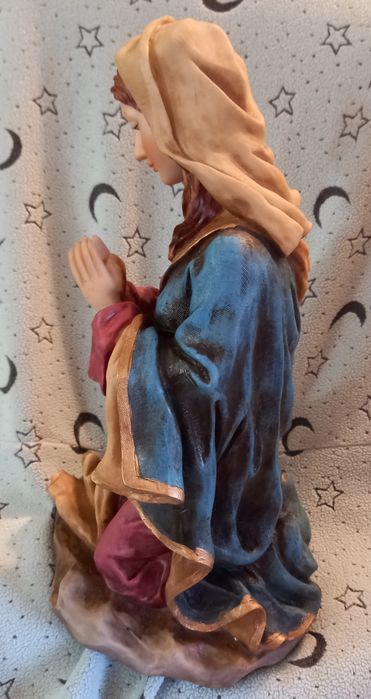 Escultura da Virgem Maria
