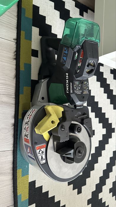 Nowa przecinarko-giętarka do prętów HiKOKI VB3616DA 36V MultiVolt (Body/