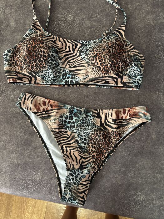 Крутий купалиник Л розмір