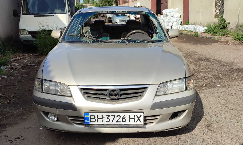 Продам Mazda 626 GF седан 2002г.в.