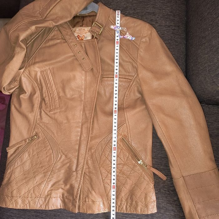 Ruda skórzana ramoneska Stradivarius rozmiar S (skóra naturalna)