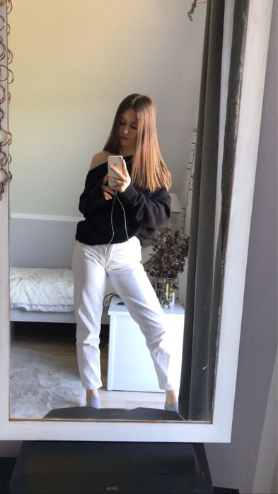 spodnie mom jeans biale jeansy Pull and Bear rozmiar 34