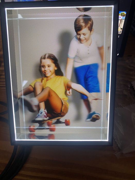 Looking Glass Portrait (голографічна рамка дисплей)