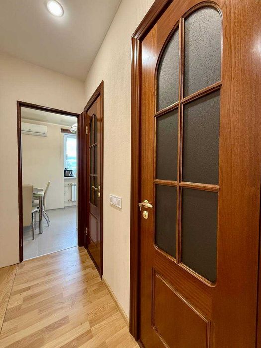 Трикімнатна квартира зайти і жити! Продаж по Є-відновленню!