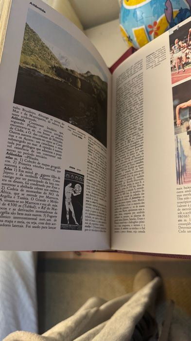 Coleção enciclopédia Grolier Universal (completa)