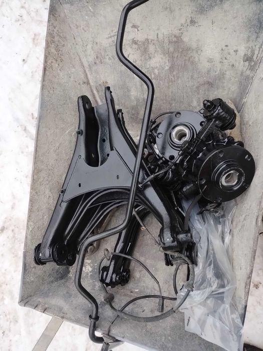 Wózek sanki zawieszenie tył passat b5 syncro 4x4 4motion kołyska belka