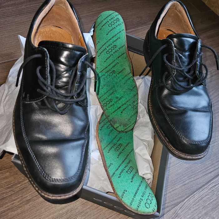 sapatos ECCO, estilo clássico, interior em pele