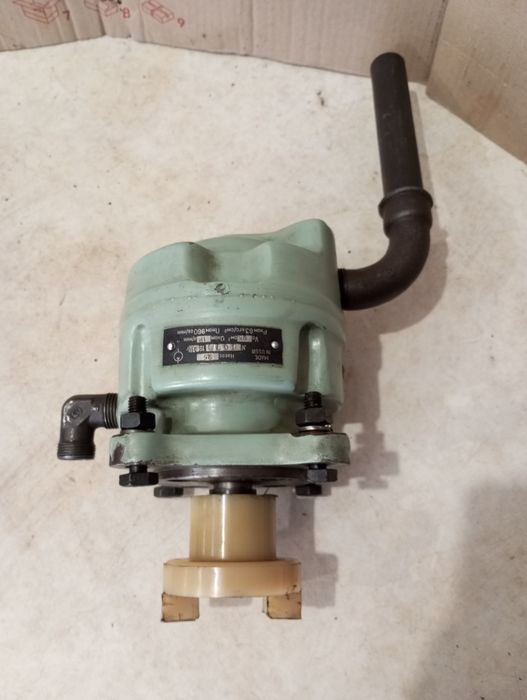 Насос пластинчатый НПл 25