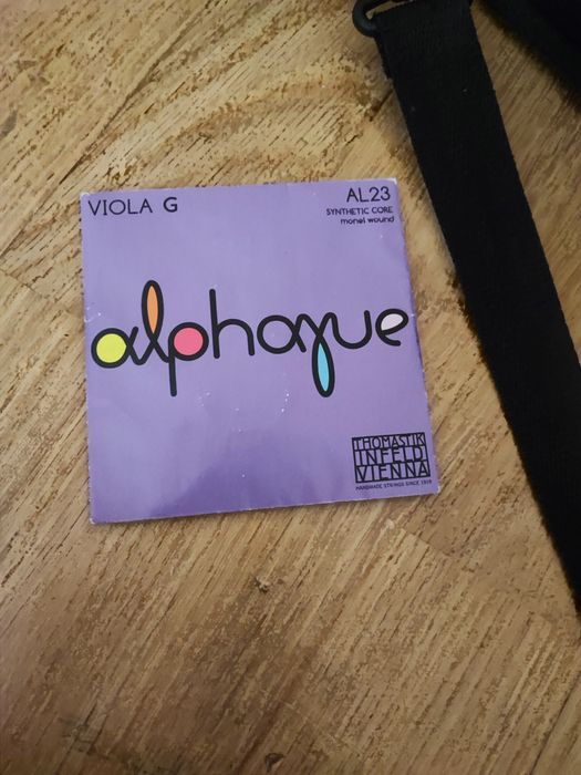 viola de arco tamanho 15